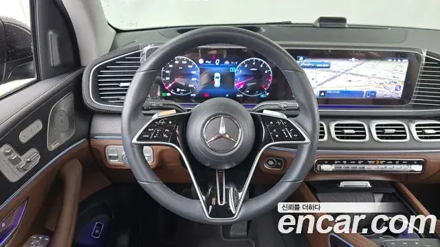 Mercedes-Benz GLE-Class 2024 — Фото 13/20