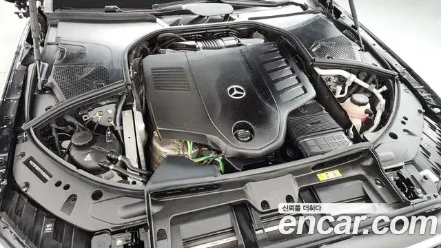 Mercedes-Benz S-Class 2025 — Фото 6/20