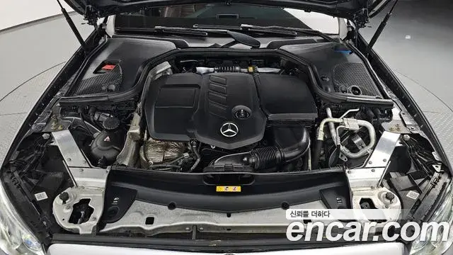 Mercedes-Benz E-Class 2019 — Фото 6/20