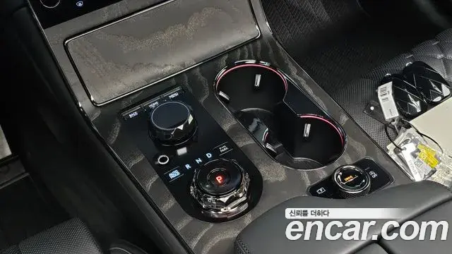 Genesis GV80 Coupe 2025 — Photo 21/37