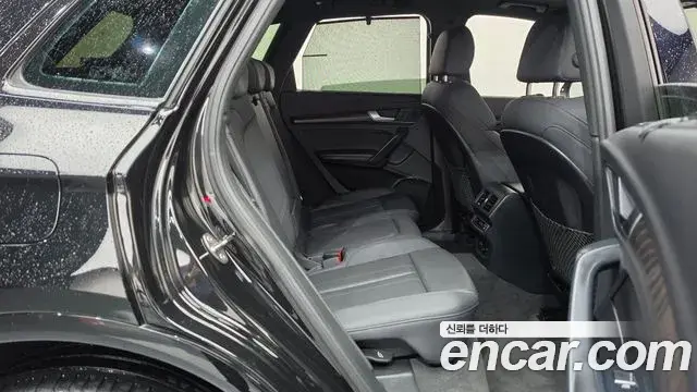 Audi Q5 2023 — Фото 11/20