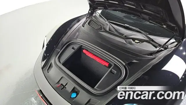 Porsche Taycan 2021 — Photo 36/39