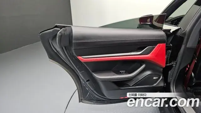 Porsche Taycan 2021 — Photo 6/39