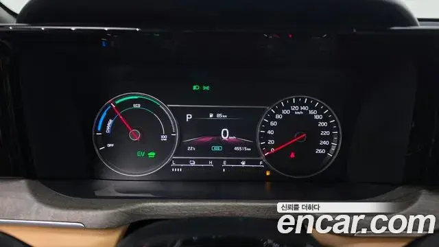 Kia Sorento 2023 — Şəkil 16/37