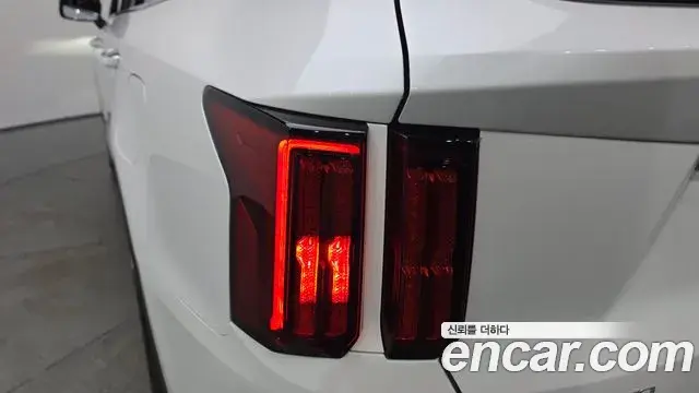 Kia Sorento 2023 — Şəkil 26/37