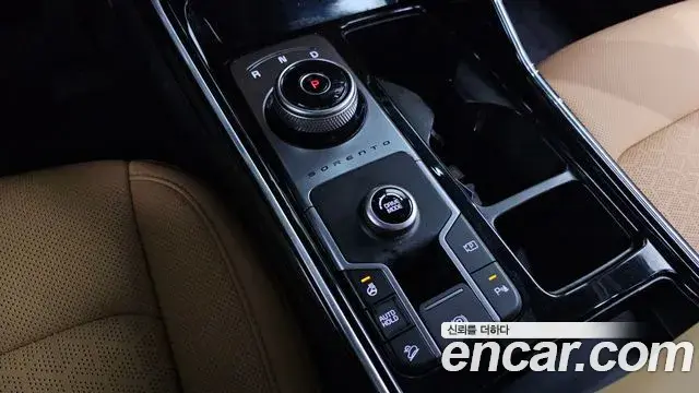Kia Sorento 2023 — Фото 9/20