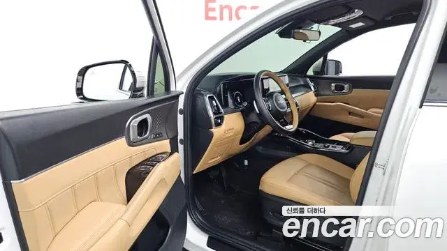 Kia Sorento 2023 — Фото 10/20