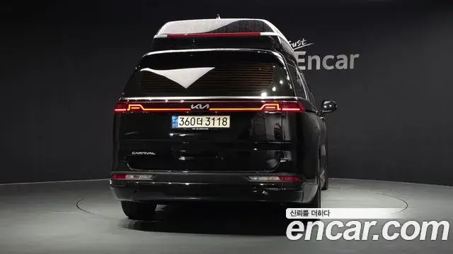 Kia Carnival 2022 — Фото 4/20