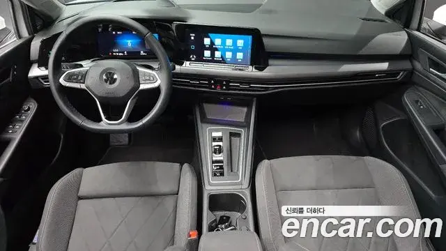 Volkswagen Golf 2022 — Şəkil 24/31