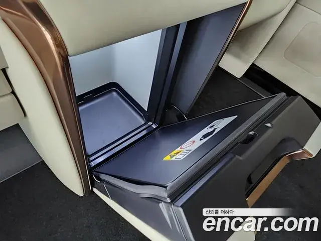 Lexus LM 2024 — Şəkil 6/20