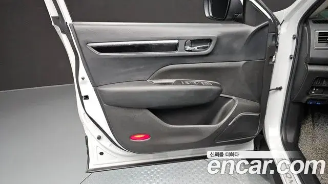 Renault Samsung QM6 2024 — Photo 13/32