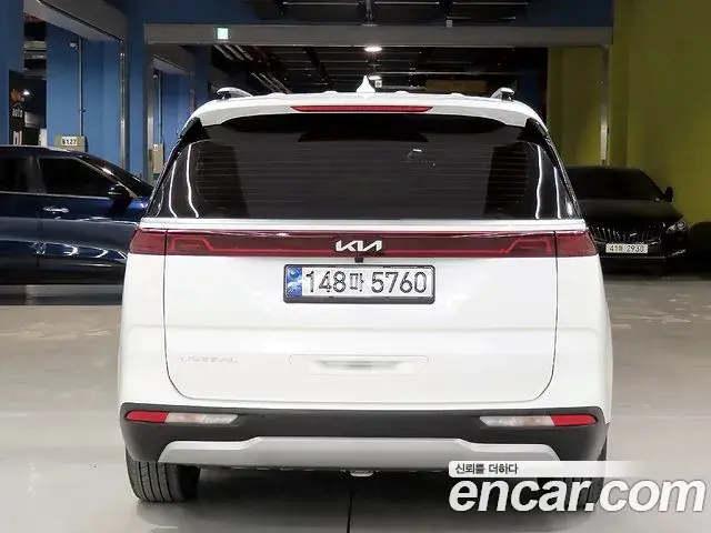 Kia Carnival 2022 — Photo 2/20
