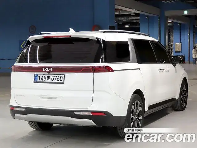 Kia Carnival 2022 — Photo 3/20