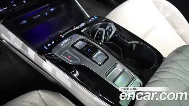 Hyundai The New Tucson 2022 — Фото 8/20