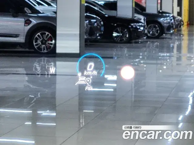 Mercedes-Benz E-Class 2022 — Photo 14/18