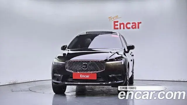 Volvo XC60 2026 — Photo 9/33
