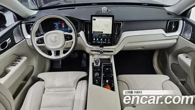 Volvo XC60 2026 — Photo 19/33