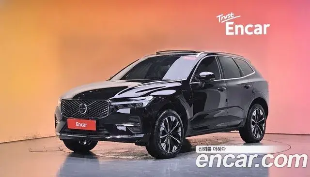 Volvo XC60 2026 — Photo 1/33