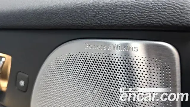 Volvo V60 Cross Country 2025 — Photo 11/38