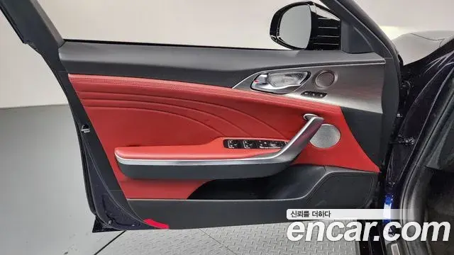 Kia Stinger Meister 2021 — ფოტო 12/36
