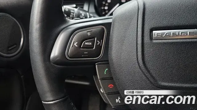 Land Rover Range Rover Evoque 2018 — Photo 9/31