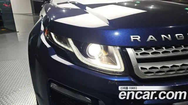 Land Rover Range Rover Evoque 2018 — Photo 19/31