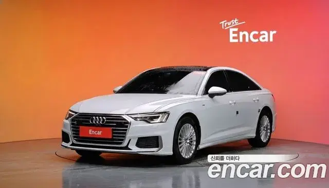 Audi A6 2021 — Фото 1/20