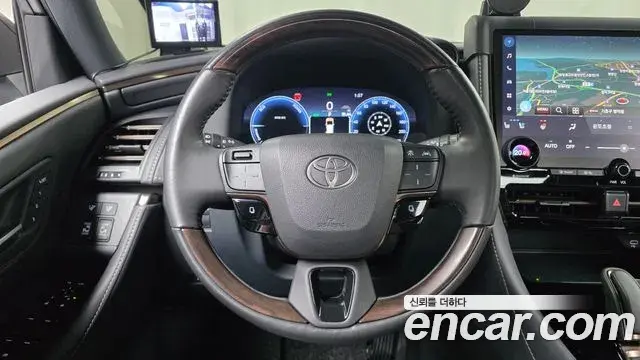 Toyota Alphard 2026 — ფოტო 28/35