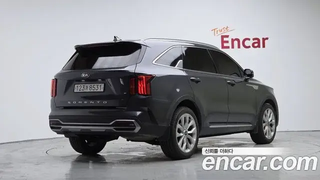 Kia Sorento 2021 — Photo 2/20