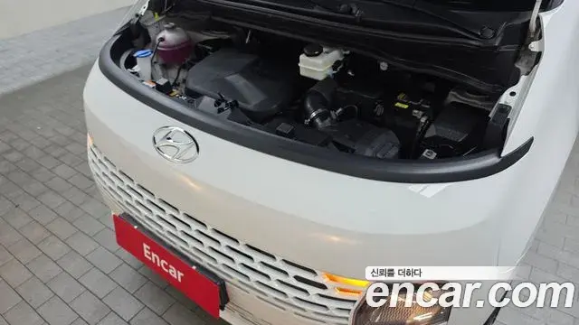 Hyundai Staria 2022 — Photo 6/20