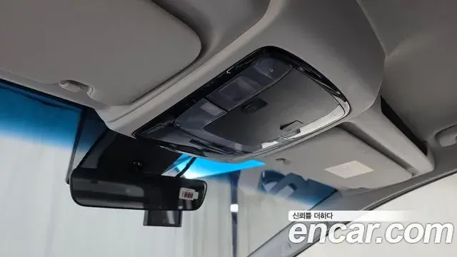 Hyundai Staria 2022 — Photo 16/20