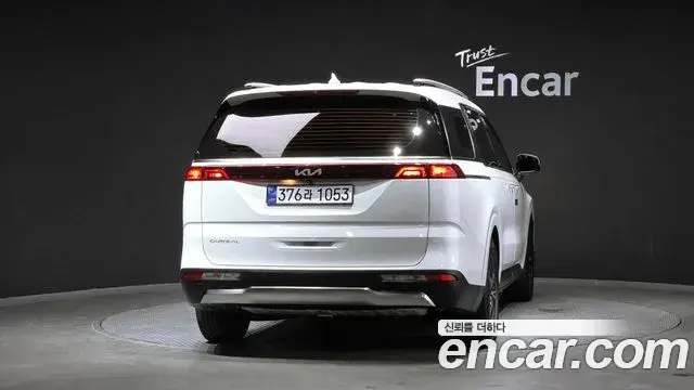 Kia Carnival 2022 — Фото 4/20