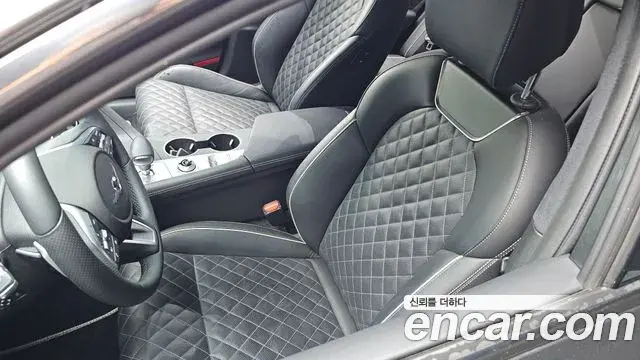 Genesis G70 2019 — ფოტო 26/35