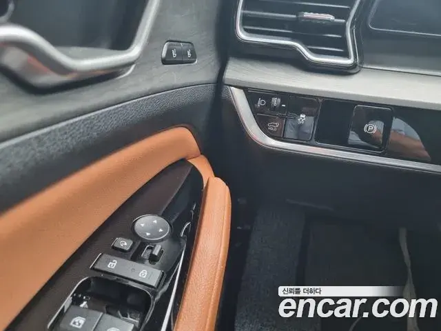Kia Sportage 2022 — Фото 8/20