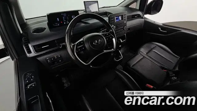 Hyundai Staria 2022 — Фото 7/20