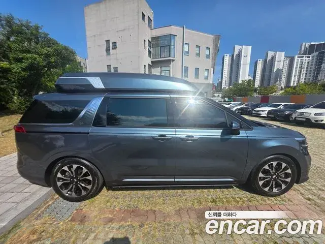 Kia Carnival 2021 — Фото 11/18