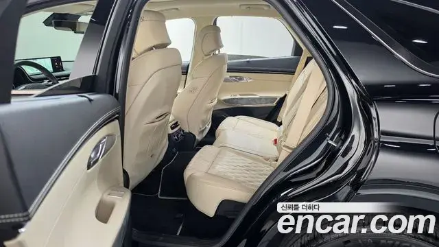 Genesis GV70 2023 — Şəkil 4/37