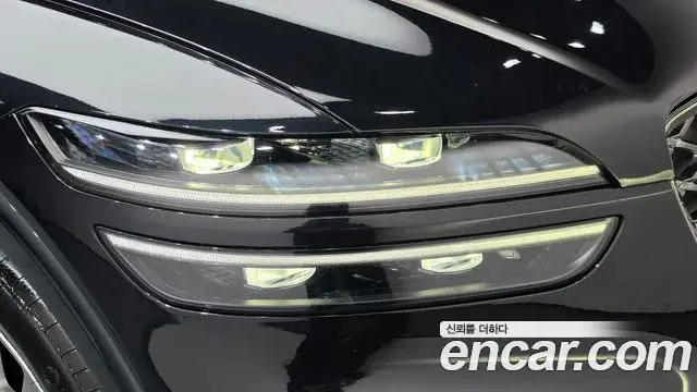 Genesis GV70 2023 — Şəkil 23/37