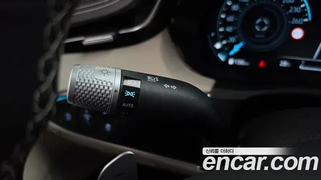 Genesis GV70 2023 — Şəkil 35/37