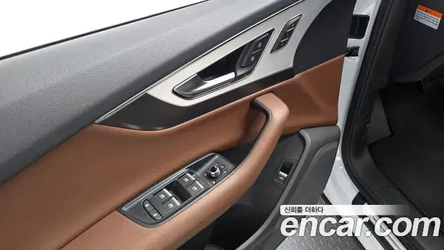 Audi Q7 2019 — Фото 19/20