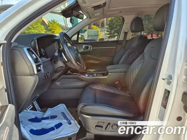 Kia Sorento 2021 — Фото 15/20