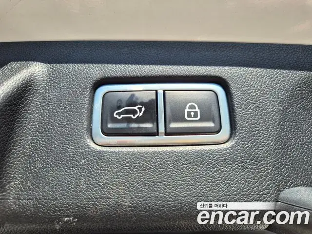 Kia Sorento 2021 — Фото 17/20