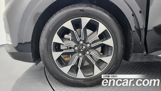 Kia Carnival 2020 — Photo 5/20