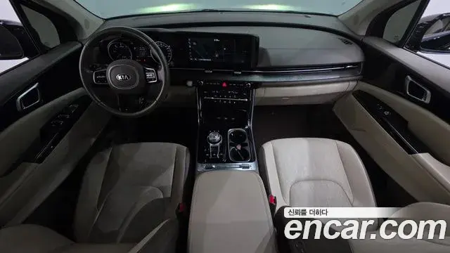 Kia Carnival 2020 — Photo 7/20