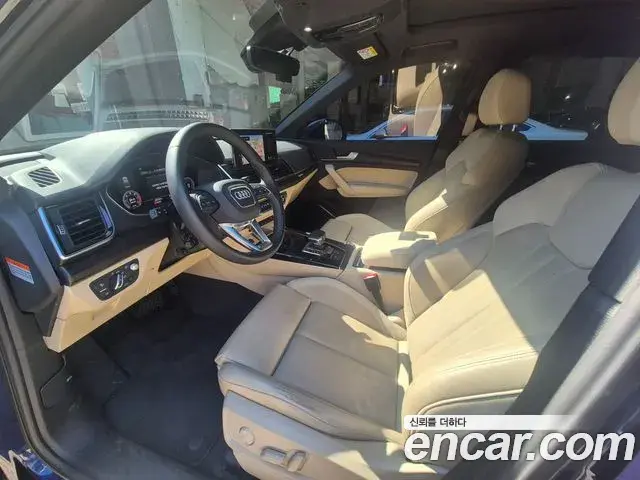 Audi Q5 2023 — Фото 6/20