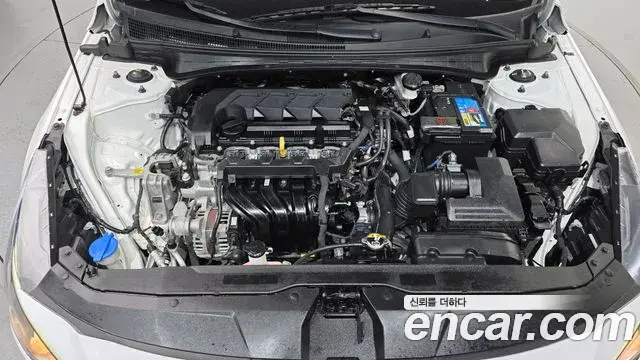 Hyundai Avante 2020 — Photo 6/20