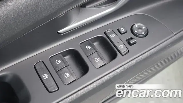 Hyundai Avante 2020 — Photo 12/20