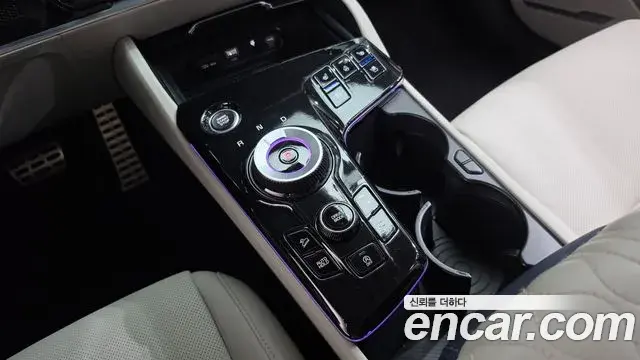 Kia Sportage 2023 — Фото 9/20