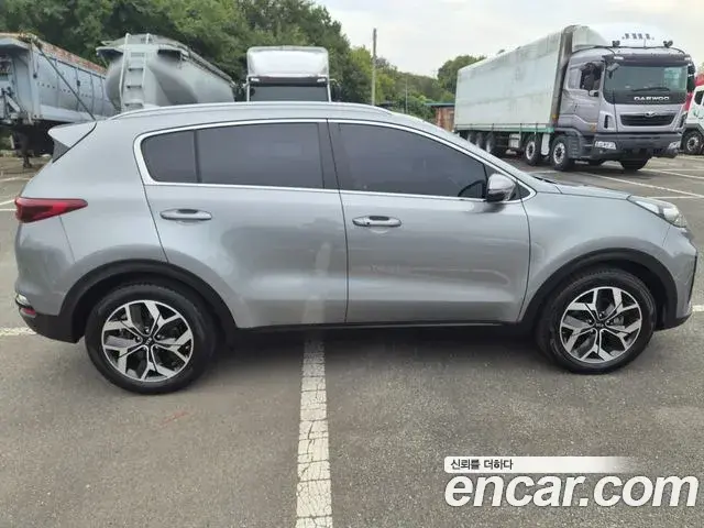 Kia Sportage The Bold 2020 — Фото 19/20