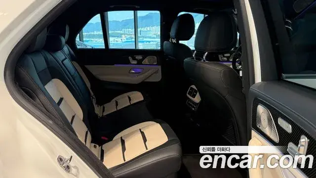 Mercedes-Benz GLE-Class 2026 — Фото 17/20